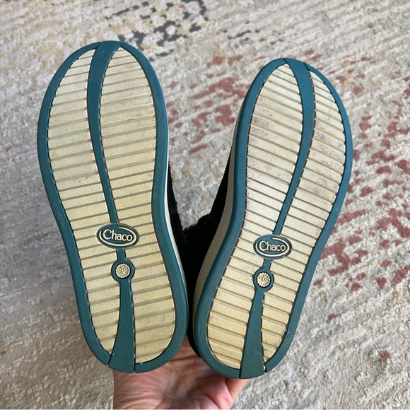 Chaco Black Umma Wool Suede Winter Boots Waterproof - Picture 9 of 12